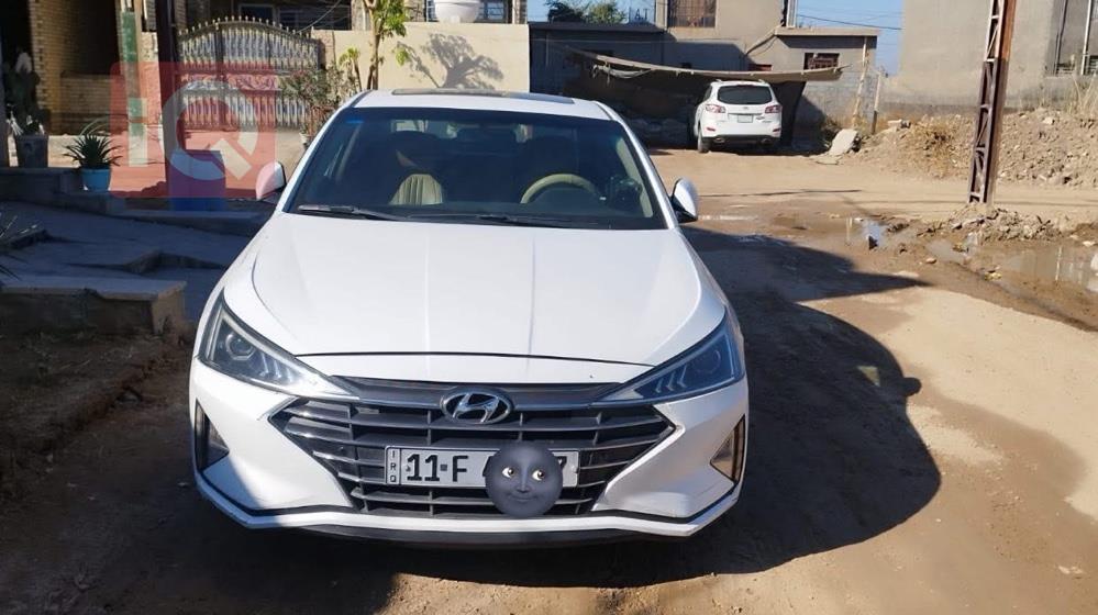 هیوندای ئەلەنترا